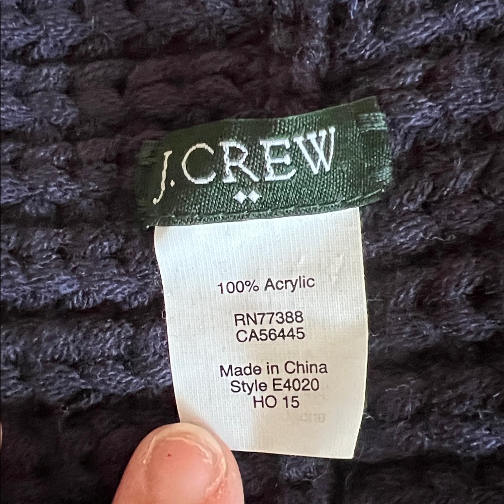 J. Crew Acrylic Navy Knit Enlarged Infinity Scarf 🧣 ❄️ - Picture 2 of 5